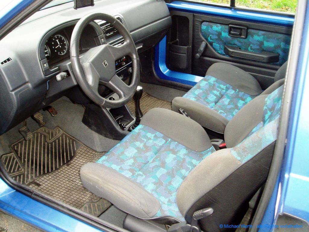 1994er Citroën AX Tonic in bleu Curaçao #07